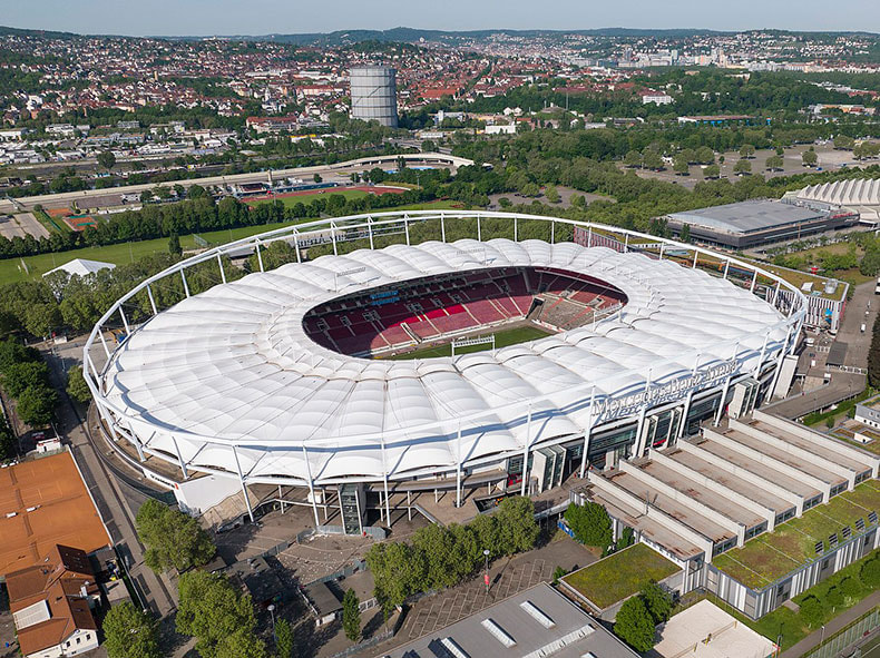 Mercedes-Benz Arena w Stuttgarcie